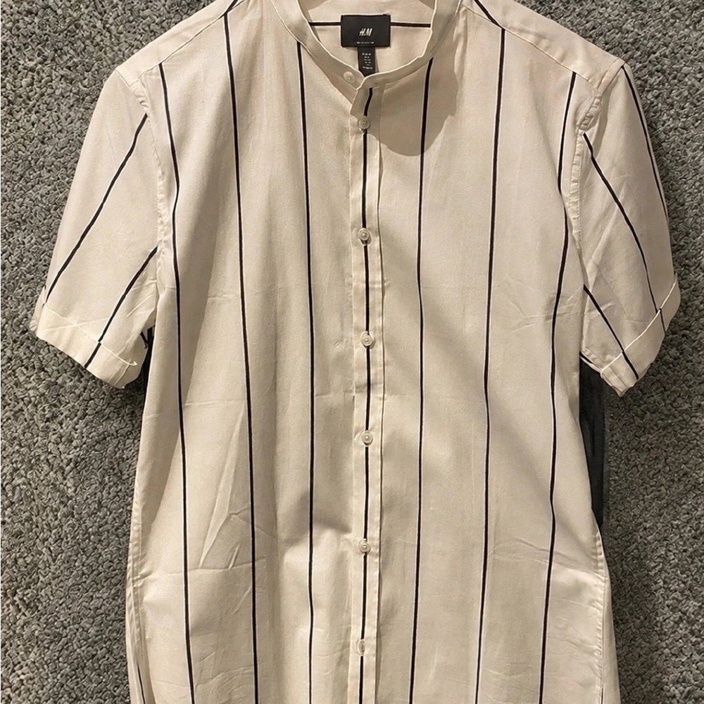 H&M Cream Short-Sleeve Band Collar Shirt with Black Pinstripes